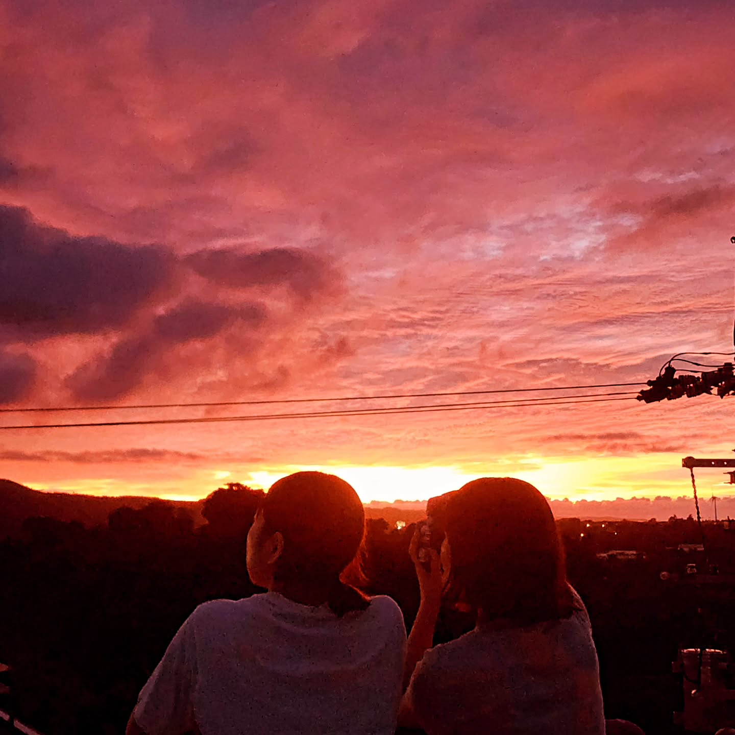 プールヴィラからの夕日。