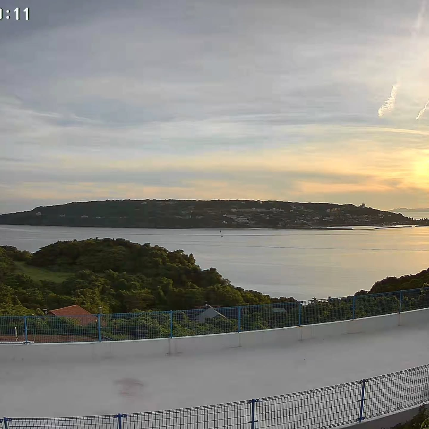 おはようございます。