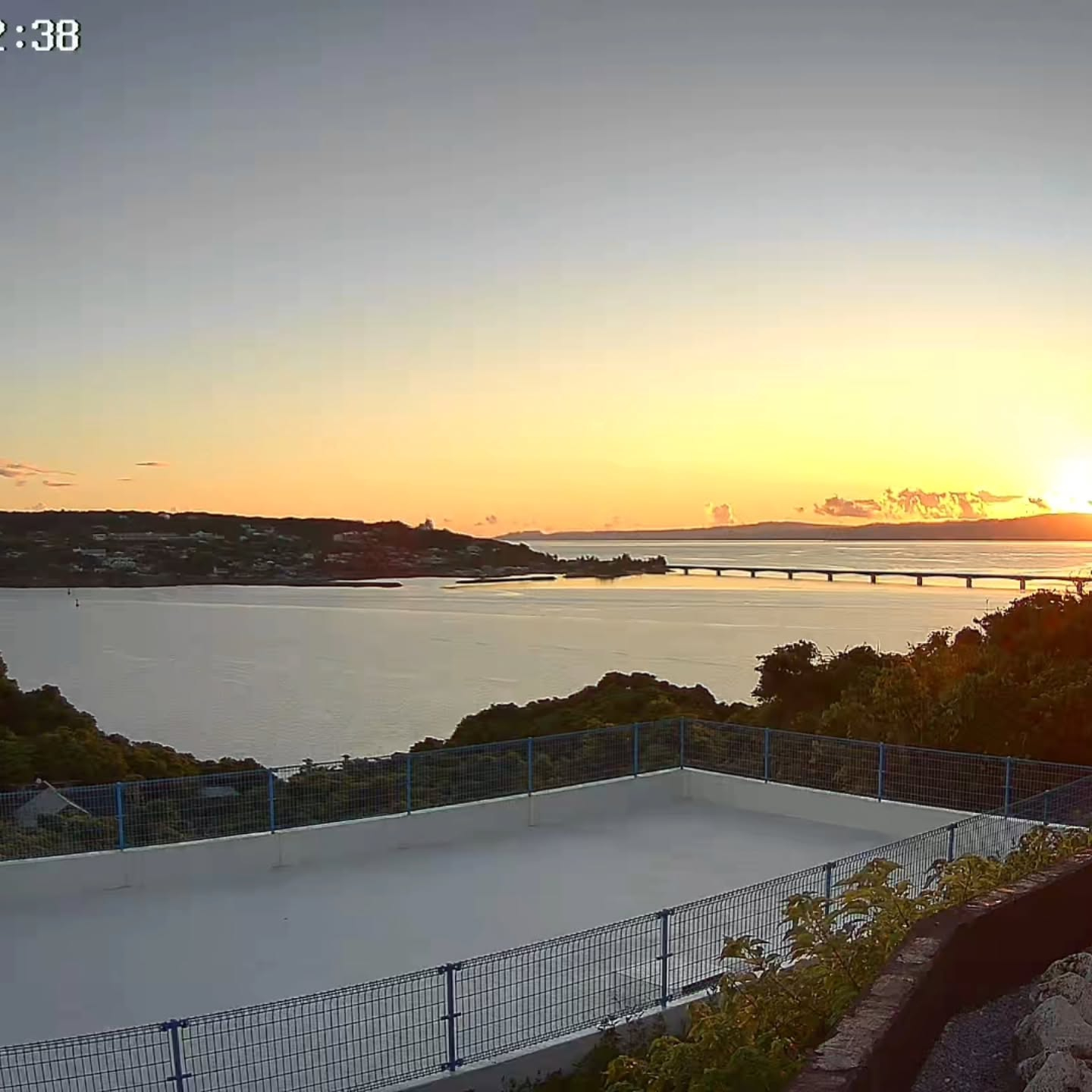 おはようございます。