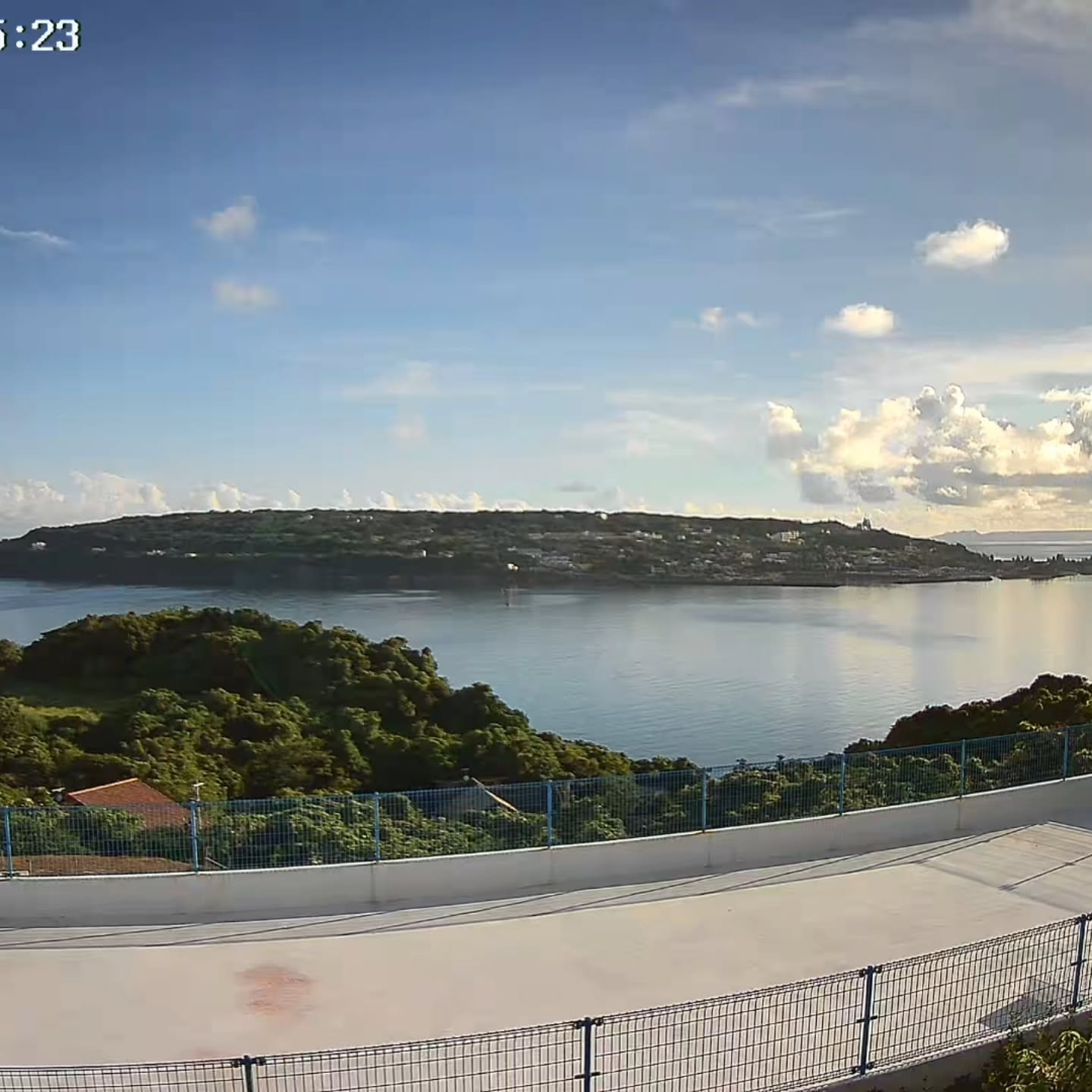 おはようございます。